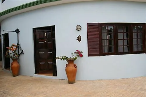 Idlers' Rest Beach Hotel Black River