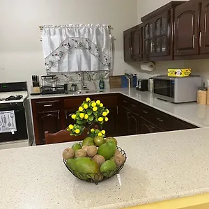 Apartment St Bess Comfort Style, Black River