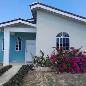 Holiday home Loodik Vacation Brompton Manor, Black River